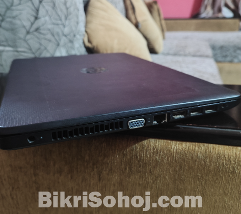Hp laptop core i3 6th gen, 4gb ddr4 ram, 256gb ssd